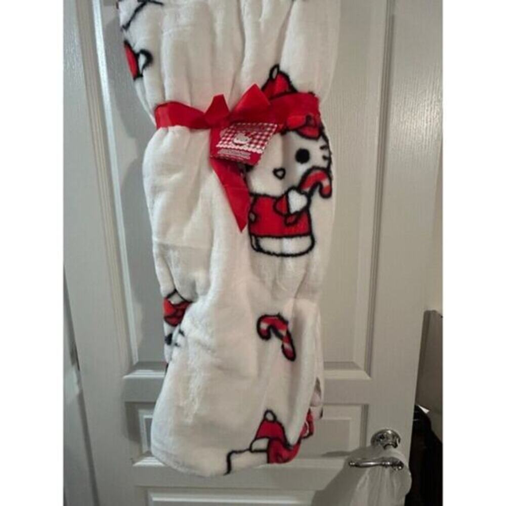 Hello Kitty Christmas candy cane faux fur